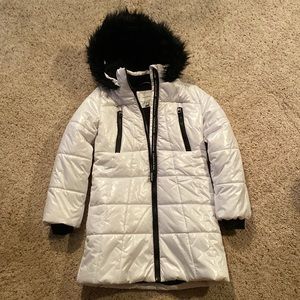 Calvin Klein jeans girls medium 8/10 white puffer jacket with black fur trim